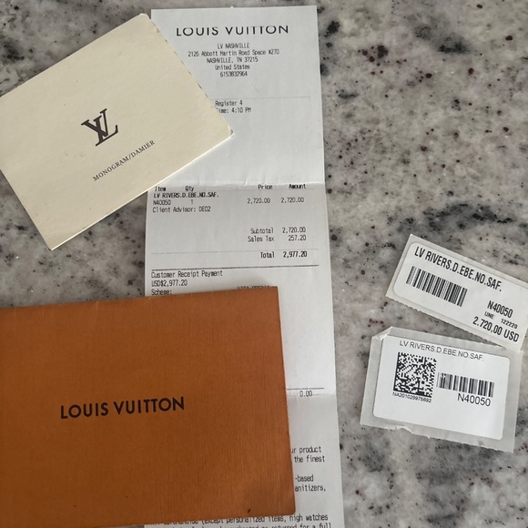 Louis Vuitton Damier Ebene Riverside - Picture 6 of 9